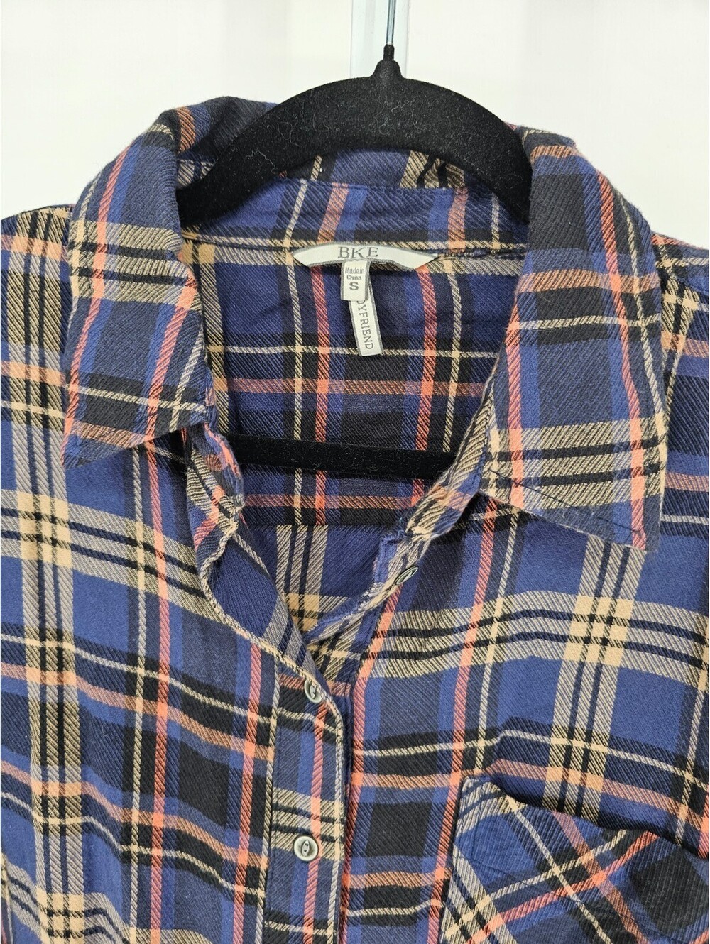 BKE Womens Sz S Boyfriend Fit Long Sleeve Button Up Flannel Shirt Blue Plaid - Picture 2 of 3